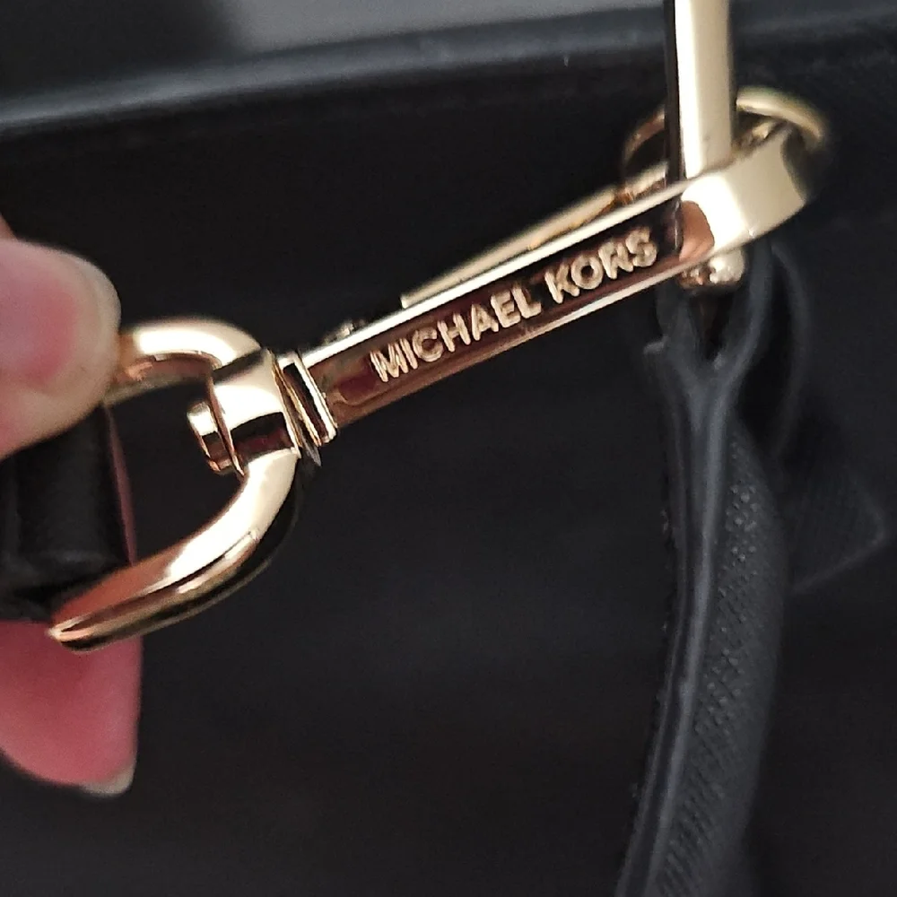 Michael Kors AVA Black Leather Shoulder Bag with Gold Accents - Picture 4 of 5